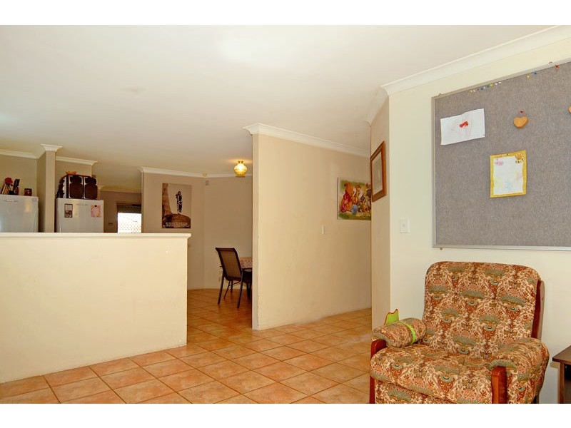 7 Trusty Grove, Stratton WA 6056