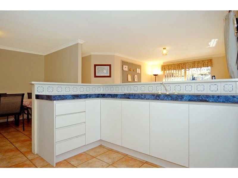 7 Trusty Grove, Stratton WA 6056