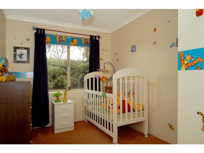 7 Trusty Grove, Stratton WA 6056