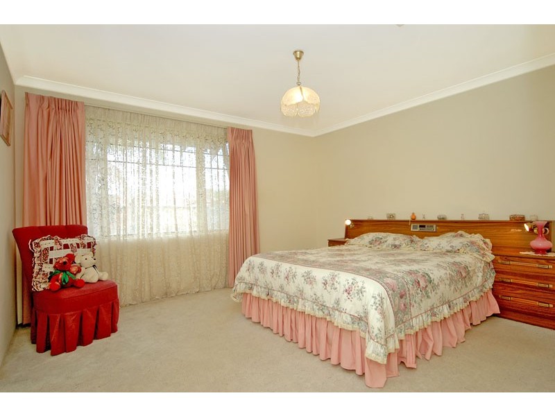 48 Avon Crescent, Viveash WA 6056