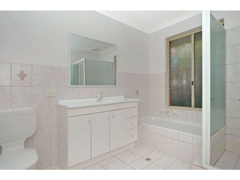 48 Avon Crescent, Viveash WA 6056