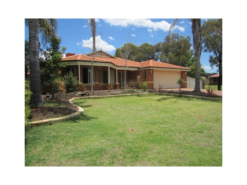 114 Lakeside Drive, Helena Valley WA 6056