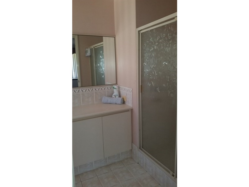 114 Lakeside Drive, Helena Valley WA 6056