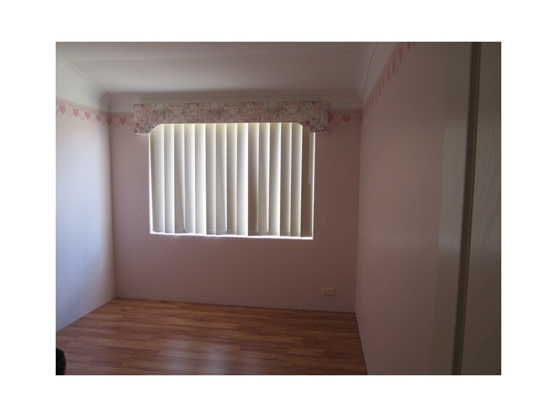 114 Lakeside Drive, Helena Valley WA 6056