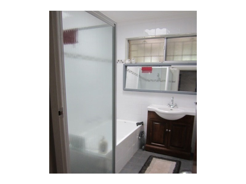 3 Henderson Road, Stoneville WA 6081