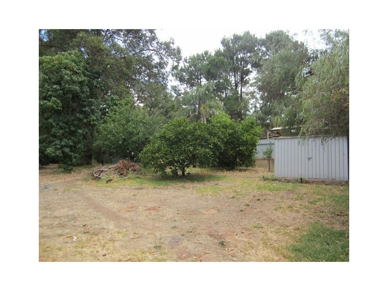 3 Henderson Road, Stoneville WA 6081