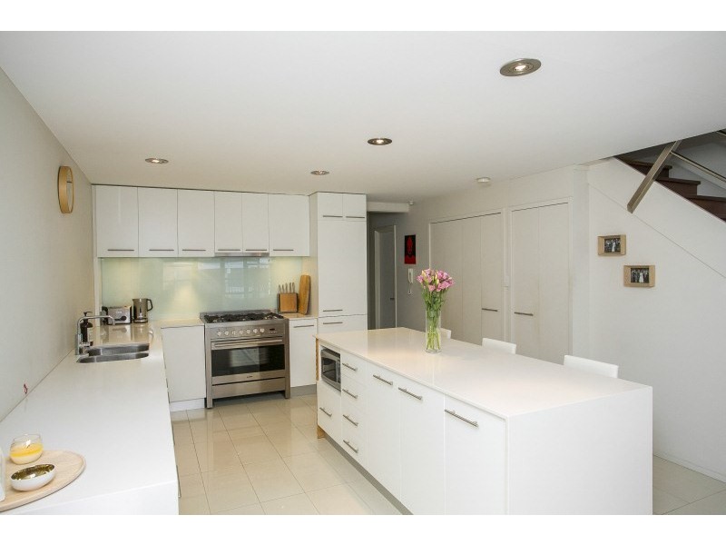 4, 218 Carr Place, Leederville WA 6007