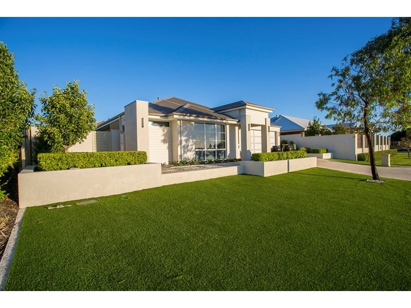 6 Colorino Avenue, Caversham WA 6055