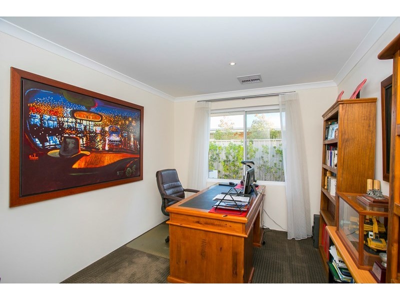 6 Colorino Avenue, Caversham WA 6055