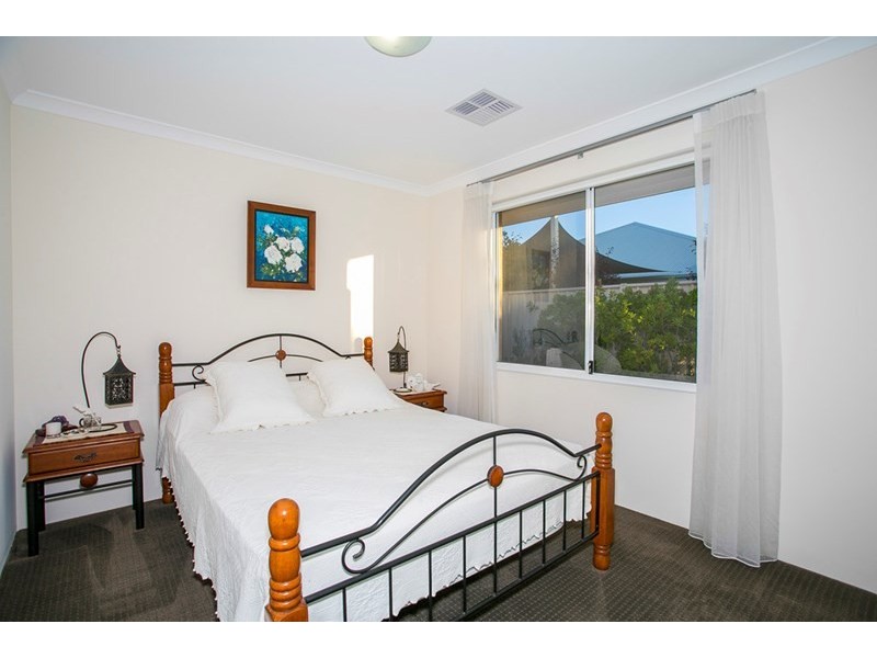 6 Colorino Avenue, Caversham WA 6055