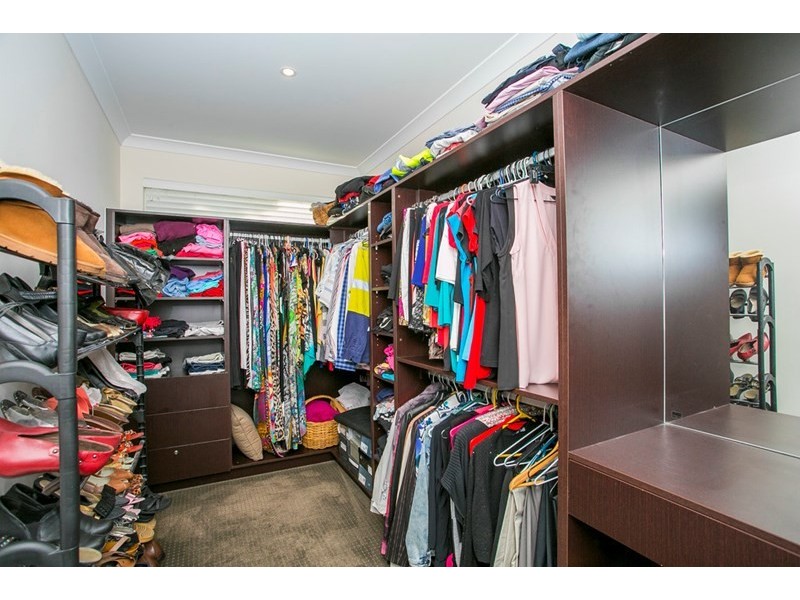 6 Colorino Avenue, Caversham WA 6055