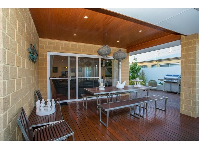 6 Colorino Avenue, Caversham WA 6055