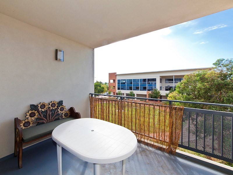 30/42 The Crescent, Midland WA 6056