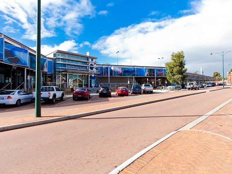 30/42 The Crescent, Midland WA 6056