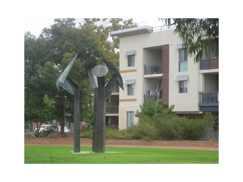 30/42 The Crescent, Midland WA 6056