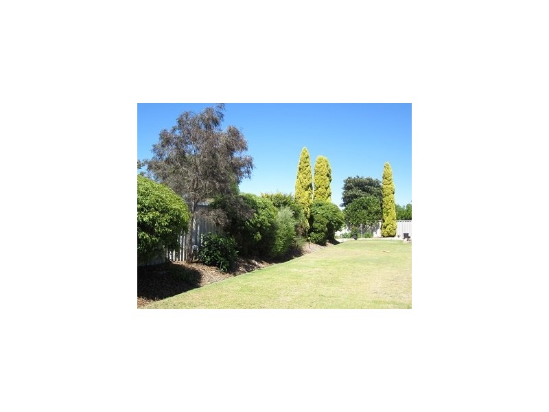 32 Pelican Loop, High Wycombe WA 6057