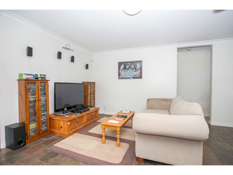 12 Gaza Court, Greenmount WA 6056