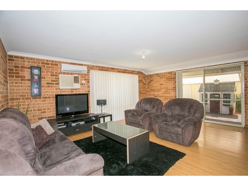 45 Lombardy Crescent, Caversham WA 6055