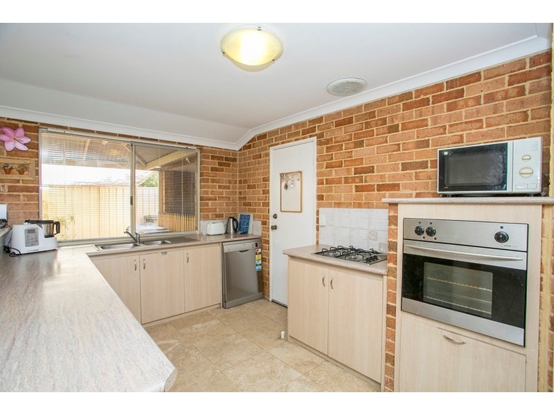 45 Lombardy Crescent, Caversham WA 6055