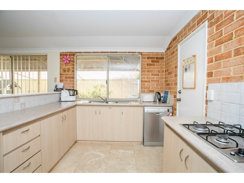 45 Lombardy Crescent, Caversham WA 6055