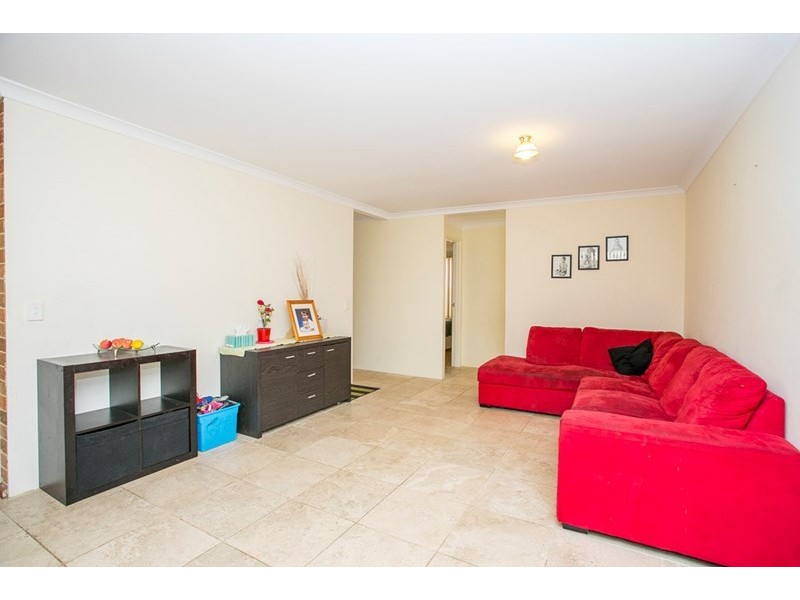 45 Lombardy Crescent, Caversham WA 6055