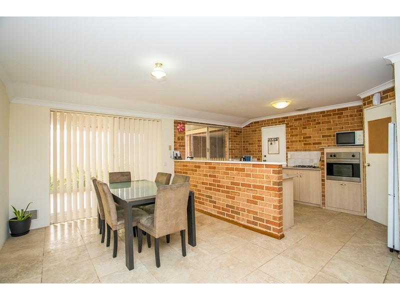 45 Lombardy Crescent, Caversham WA 6055