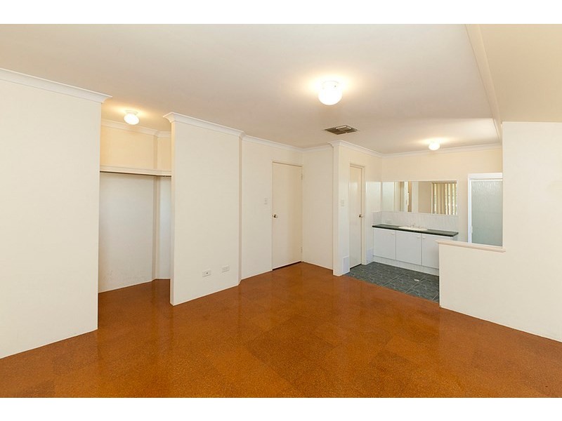 32 Weld Road, Swan View WA 6056
