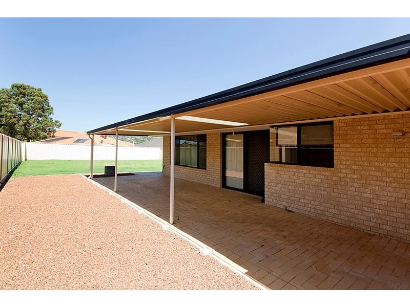 32 Weld Road, Swan View WA 6056
