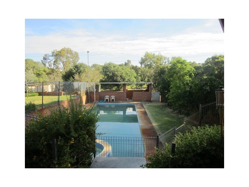 7 Baker Street, Hazelmere WA 6055