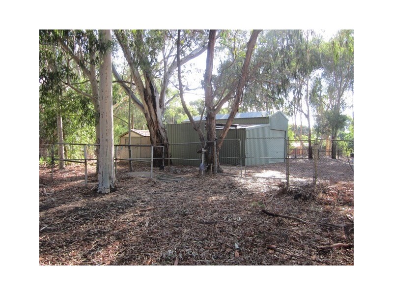 7 Baker Street, Hazelmere WA 6055