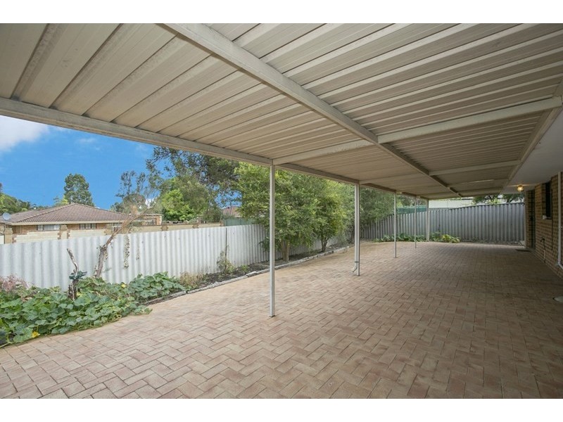 220A Blackadder Road, Swan View WA 6056