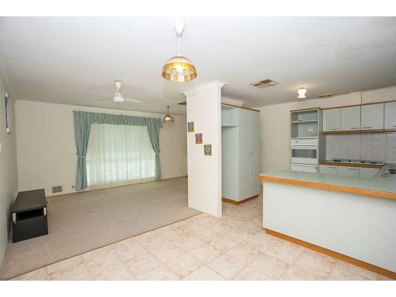 220A Blackadder Road, Swan View WA 6056