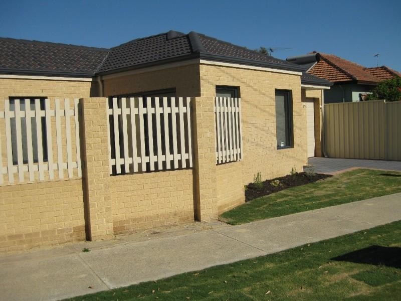 1/28 Hyde Street, Midland WA 6056