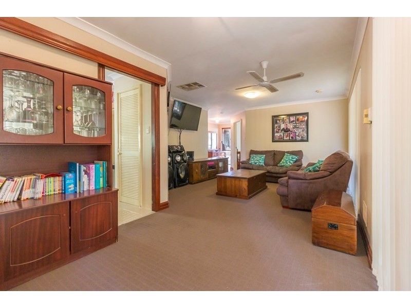 20 WHITE Street, Mount Helena WA 6082