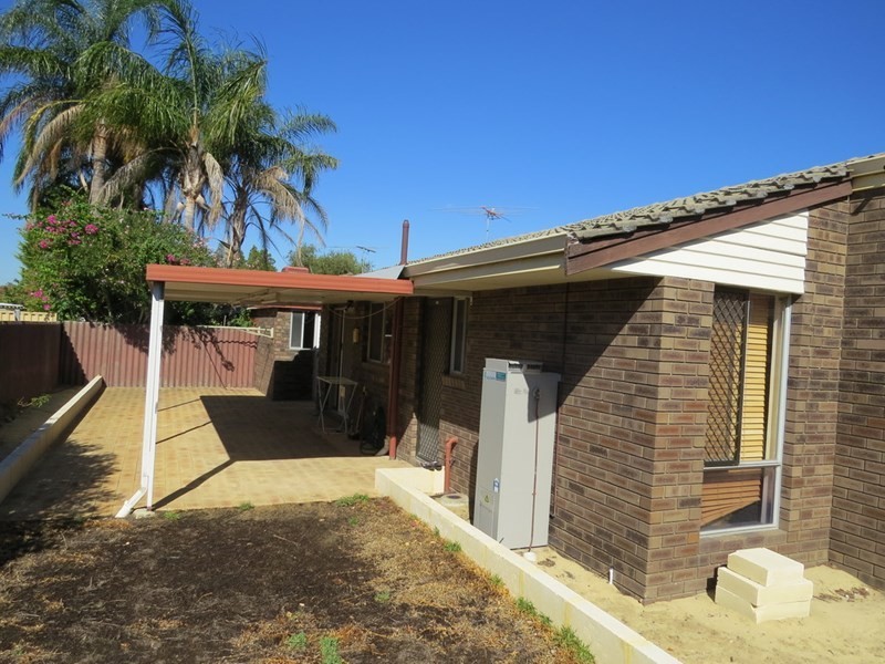 2/52 Ivanhoe Street, Bassendean WA 6054