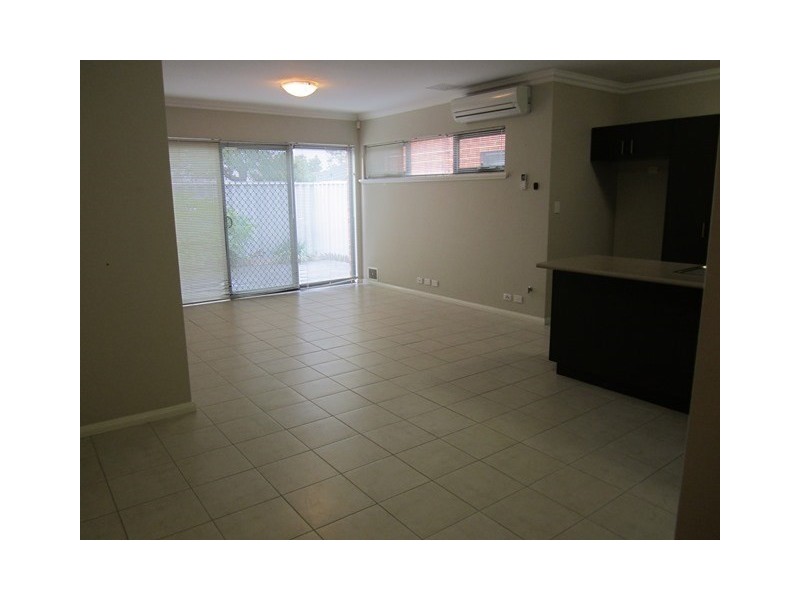 2/24 Cope Street, Midland WA 6056