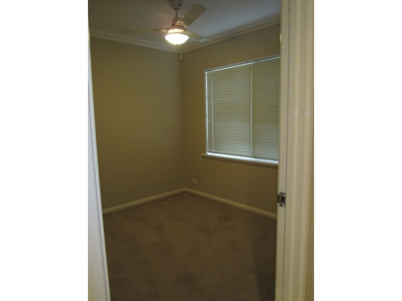 2/24 Cope Street, Midland WA 6056