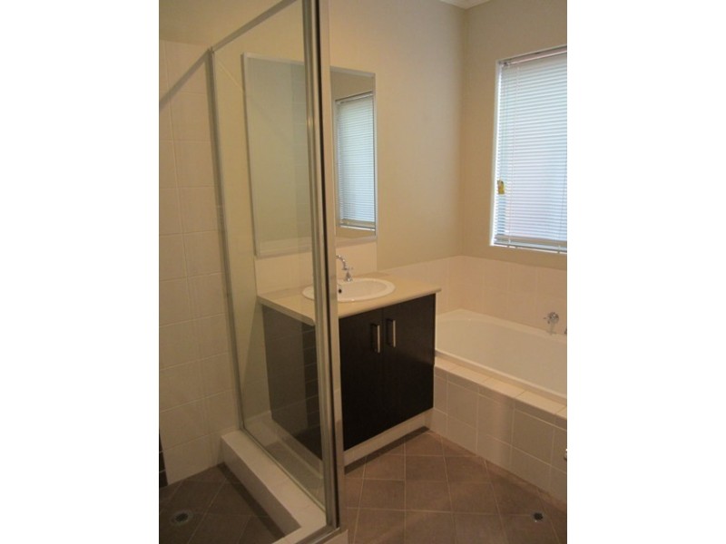 2/24 Cope Street, Midland WA 6056