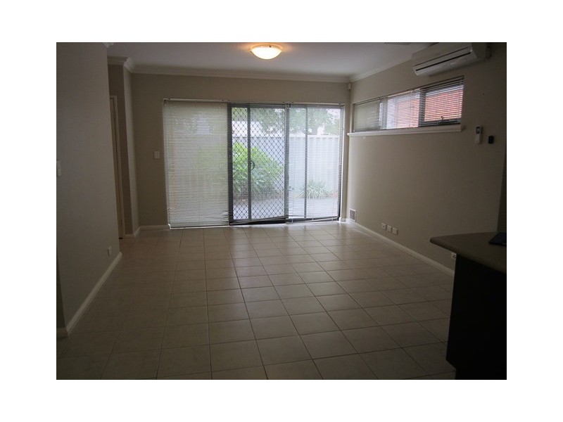 2/24 Cope Street, Midland WA 6056