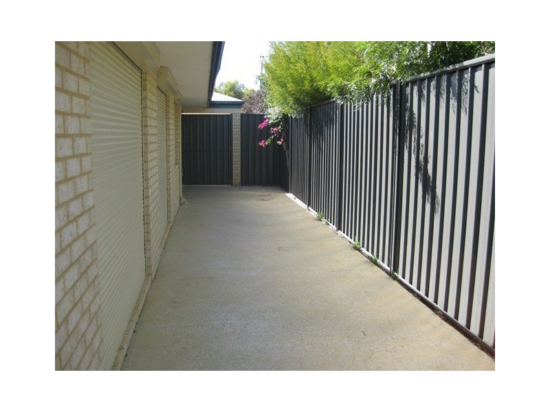 23 Whimbrel Green, High Wycombe WA 6057