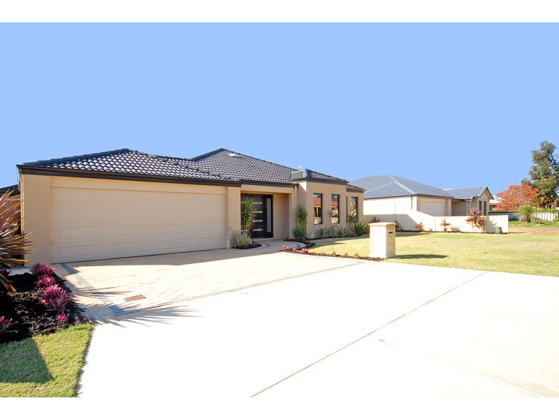38 White Gum Drive, Jane Brook WA 6056