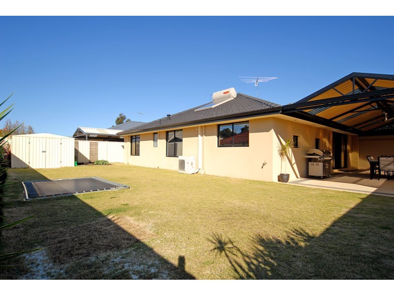 38 White Gum Drive, Jane Brook WA 6056