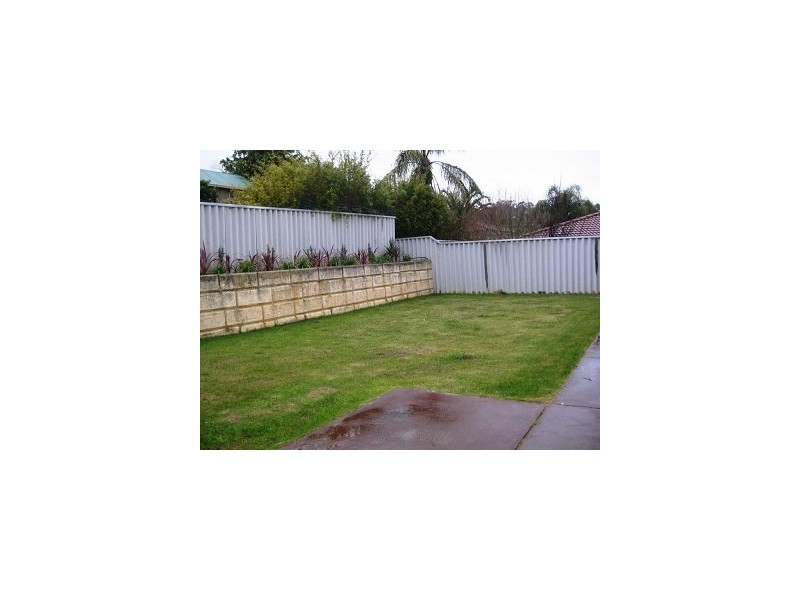 6 Welbourn Road, Swan View WA 6056