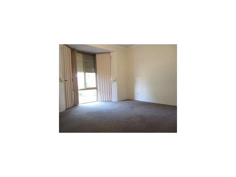 35 Lewis Jones Cross, Stratton WA 6056