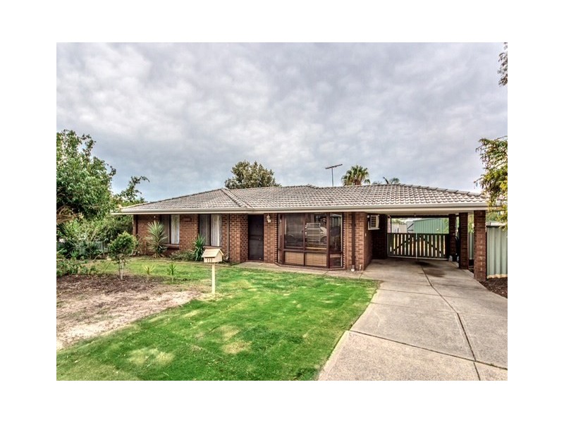 117 Blackadder Road, Swan View WA 6056