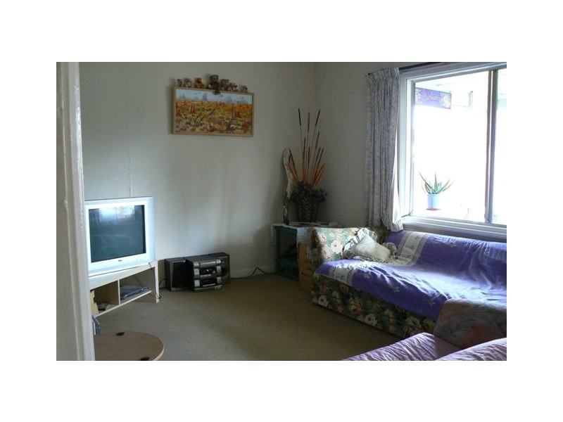 24 Ewart Street, Midvale WA 6056