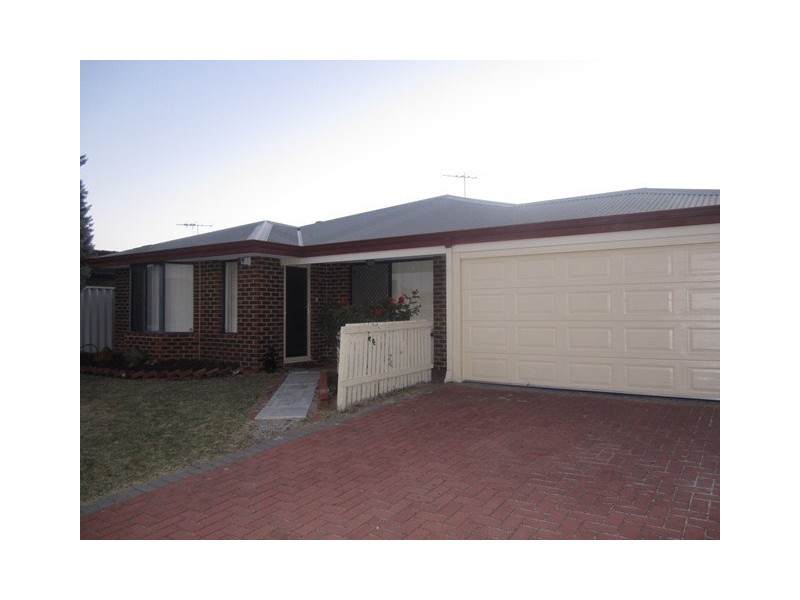 51 Lombardy Crescent, Caversham WA 6055