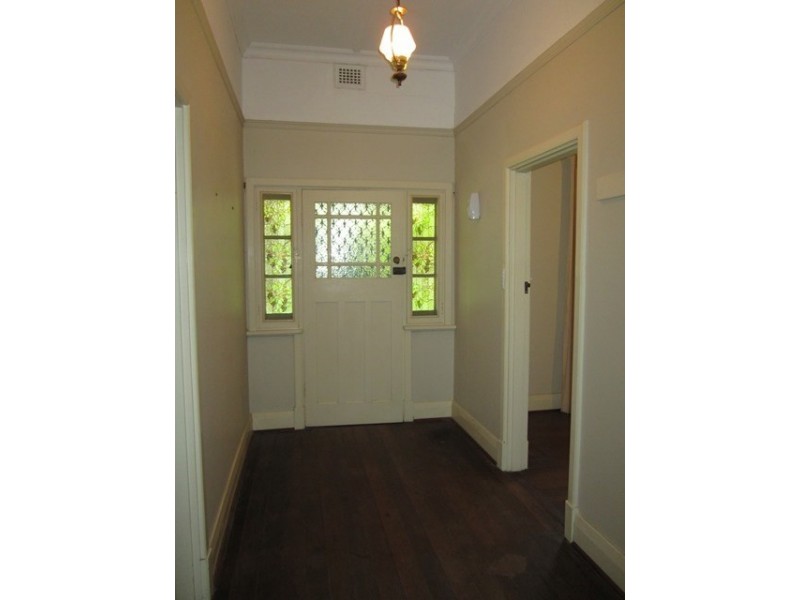 30 Viveash Road, Middle Swan WA 6056