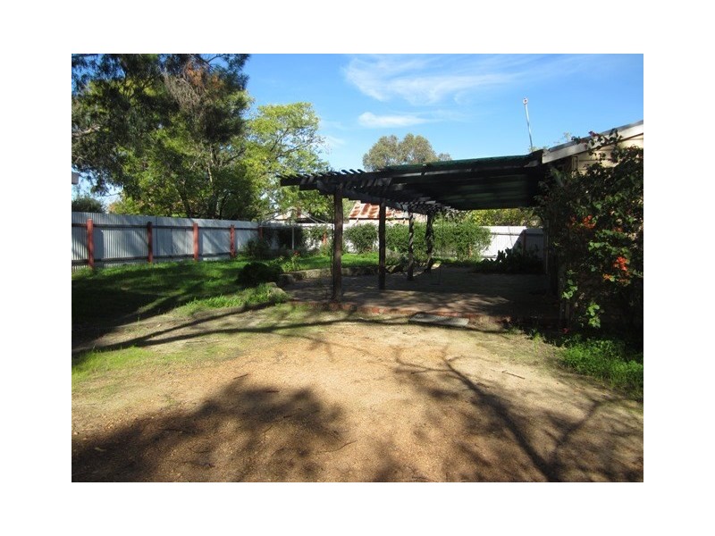 30 Viveash Road, Middle Swan WA 6056