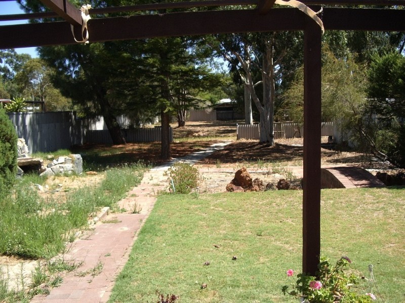 143 Railway Parade, Upper Swan WA 6069